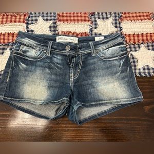 Women’s BKE “Payton” shorts sz 29